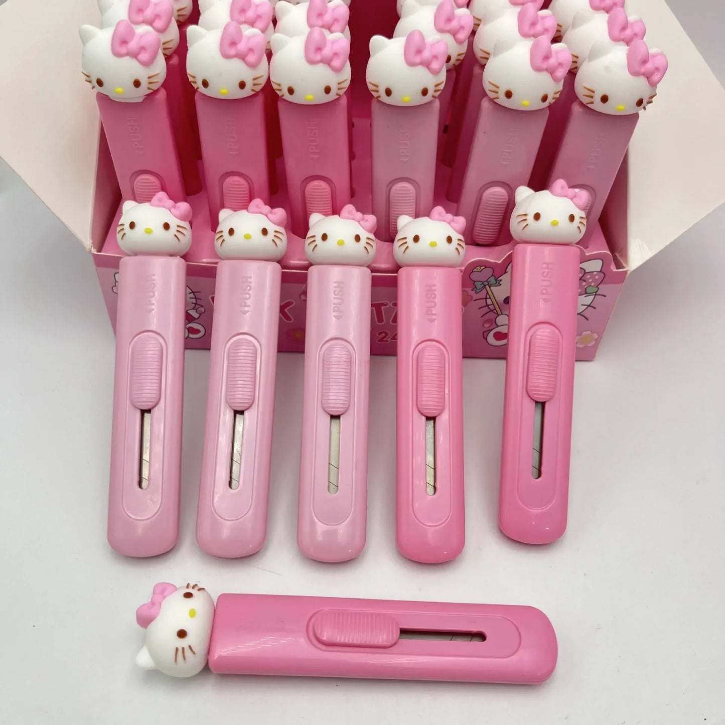 24 peças estilete Sanrio - Creative Brinquedos